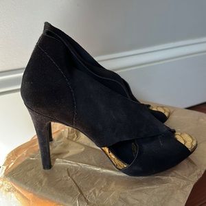 NWOT Pedro Garcia heels